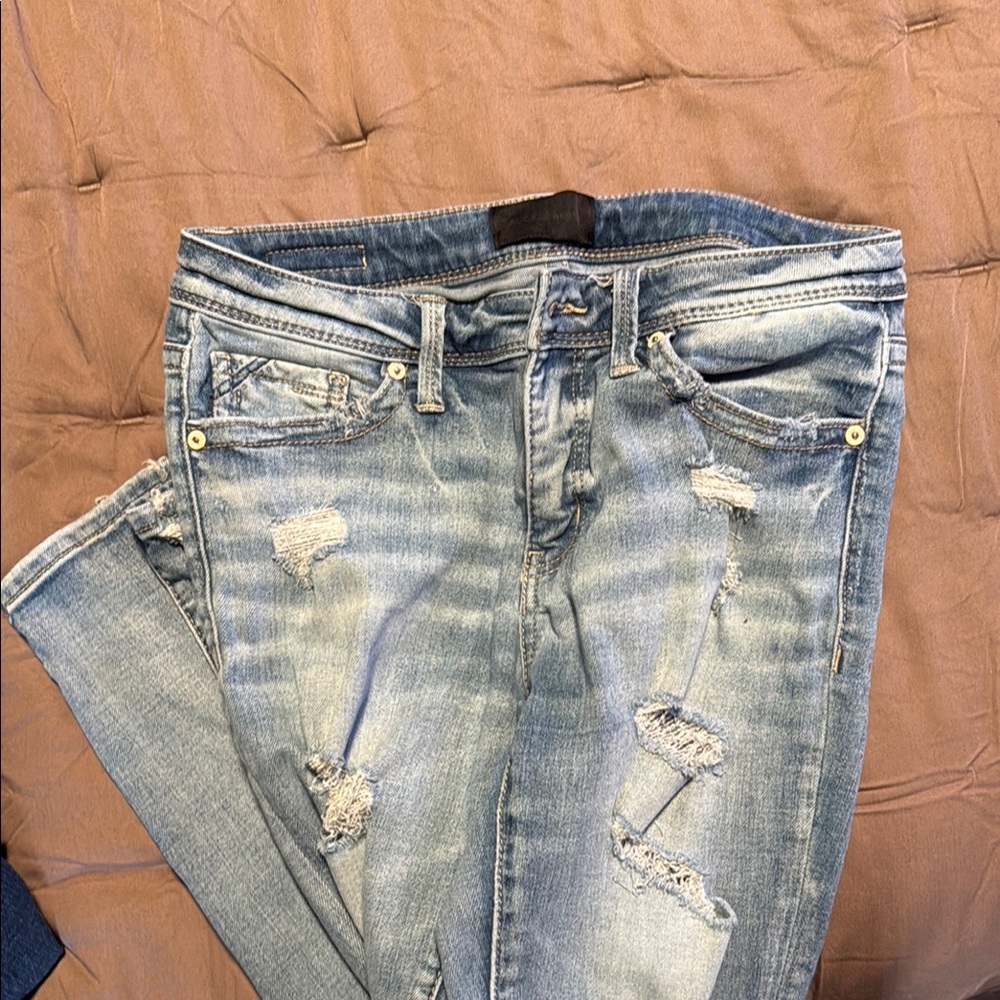 High Rise Blue Vintage Look Jeans